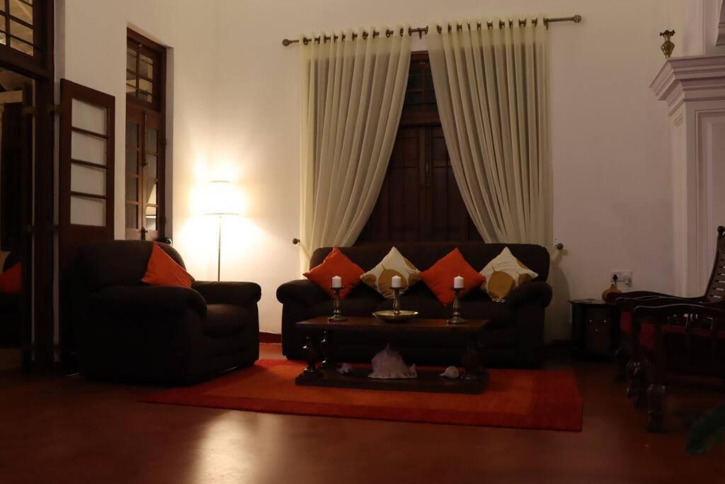 Colonial Residence Kandy Villa Kültér fotó